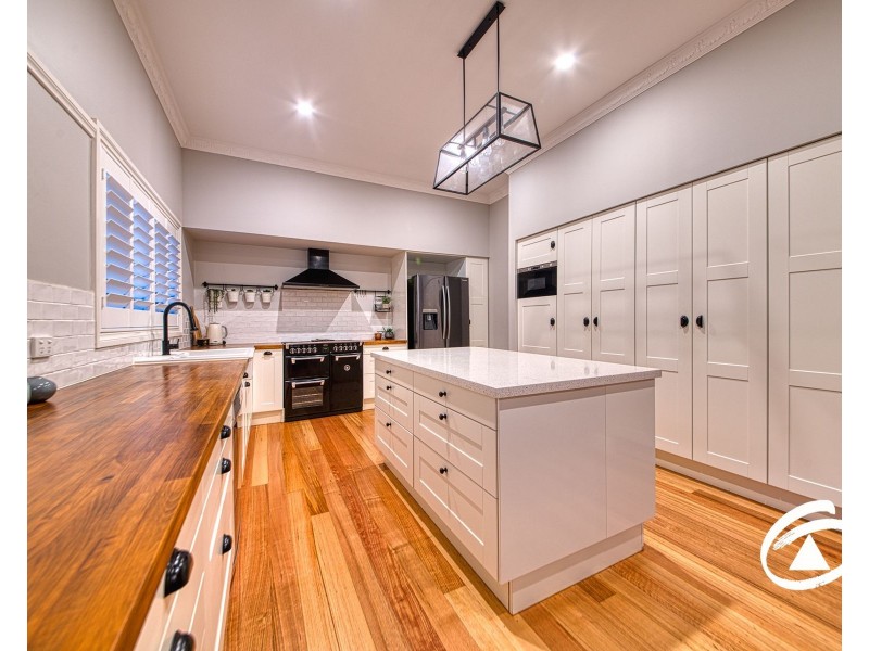 16 Quinn Road, Gembrook VIC 3783