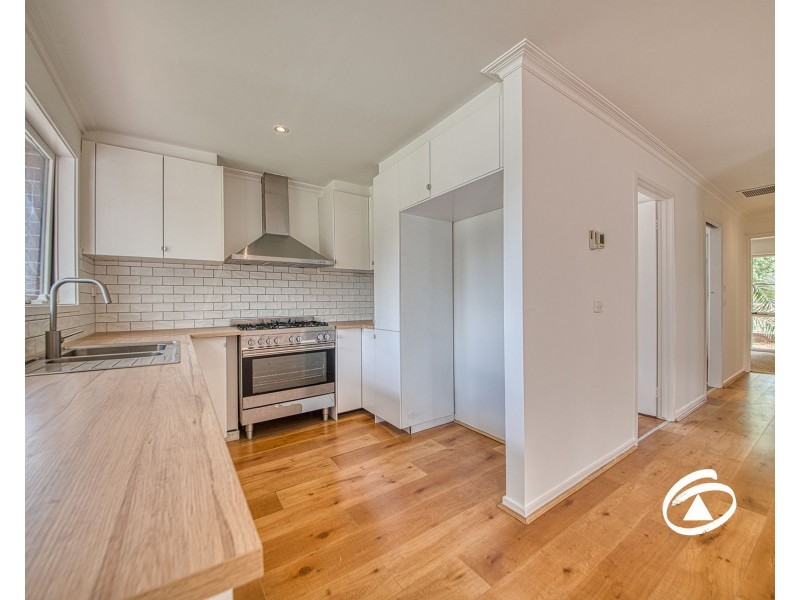77 Darling Way, Narre Warren VIC 3805