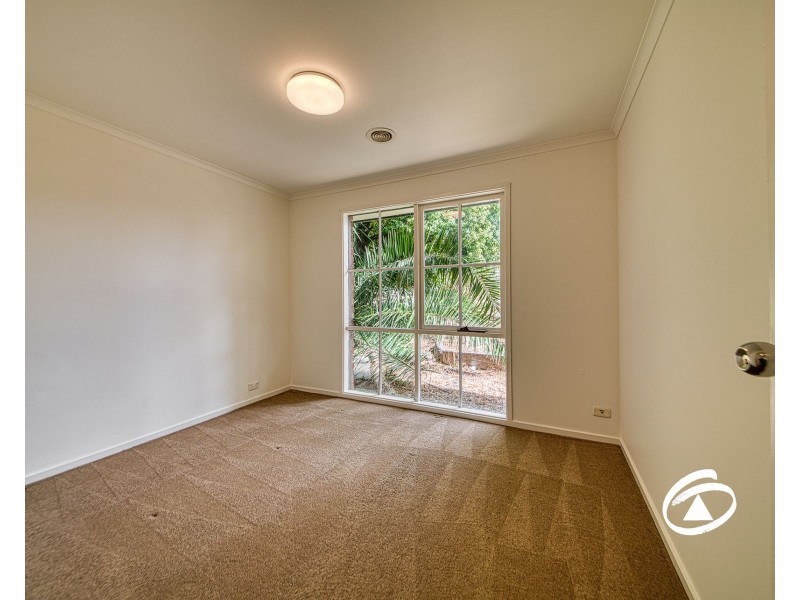 77 Darling Way, Narre Warren VIC 3805