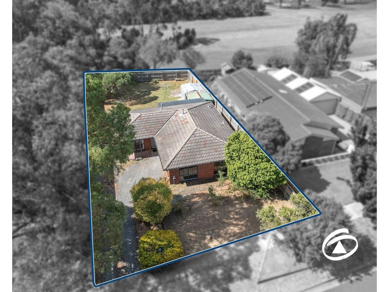 77 Darling Way, Narre Warren VIC 3805