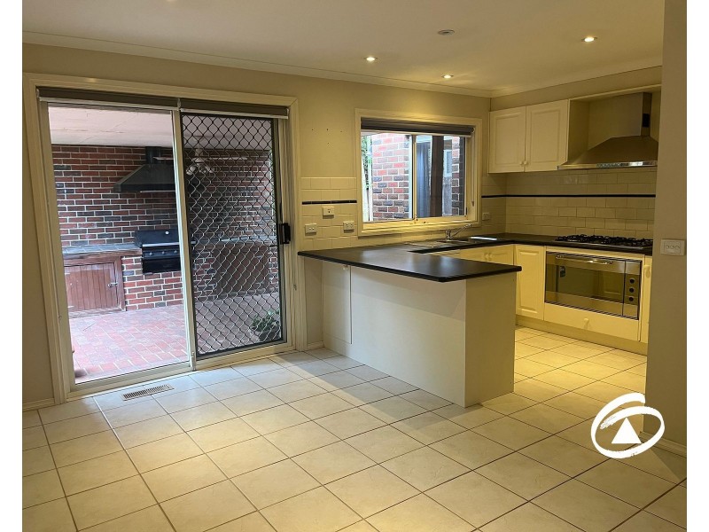 1/17 White Road, Wantirna South VIC 3152
