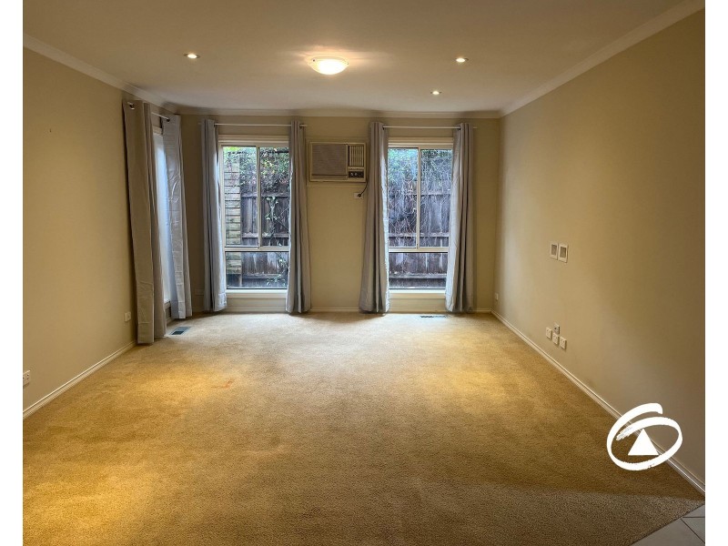 1/17 White Road, Wantirna South VIC 3152