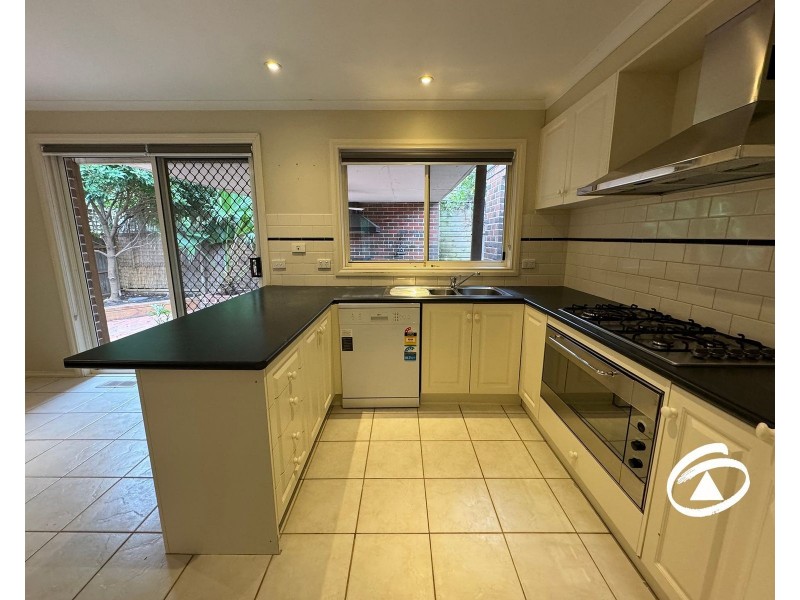 1/17 White Road, Wantirna South VIC 3152