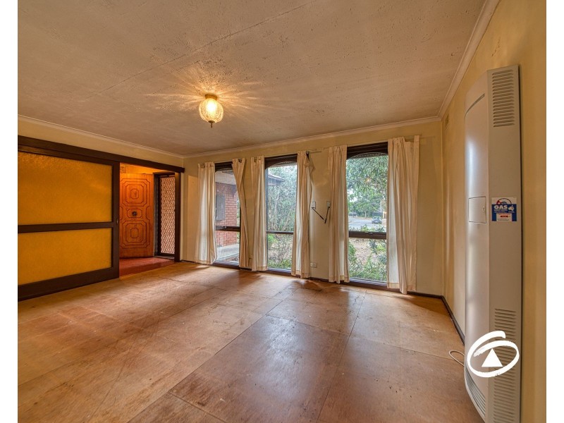 11 Lorraine Court, Hampton Park VIC 3976