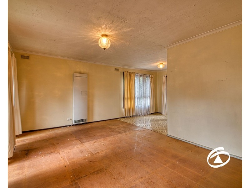 11 Lorraine Court, Hampton Park VIC 3976