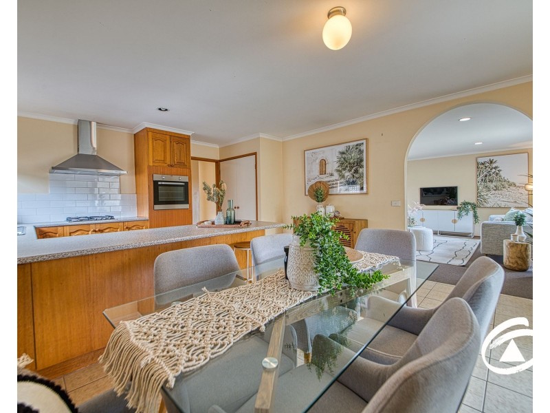 49 Fleetwood Drive, Narre Warren VIC 3805