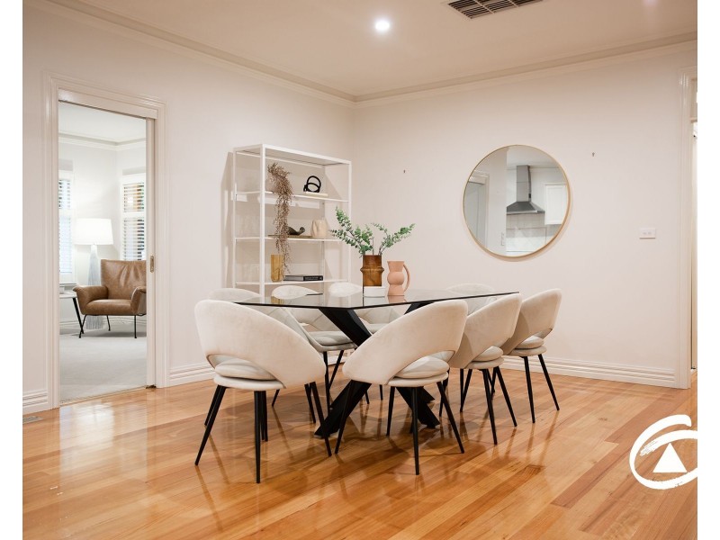 1 Astrid Court, Berwick VIC 3806