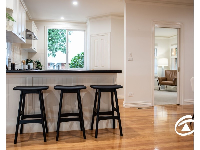 1 Astrid Court, Berwick VIC 3806