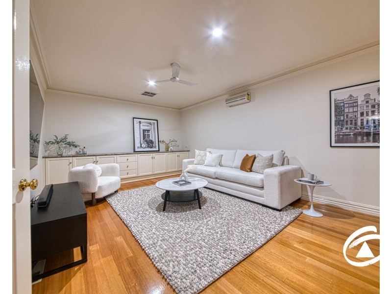 1 Astrid Court, Berwick VIC 3806