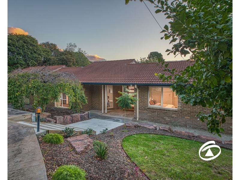 5 Sugarloaf Road, Beaconsfield Upper VIC 3808