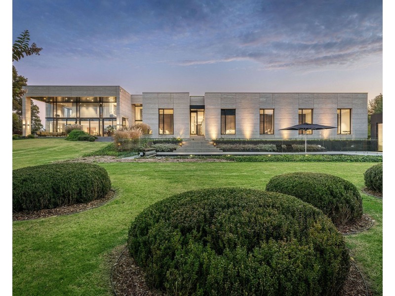 3 Hilden Drive, Harkaway VIC 3806