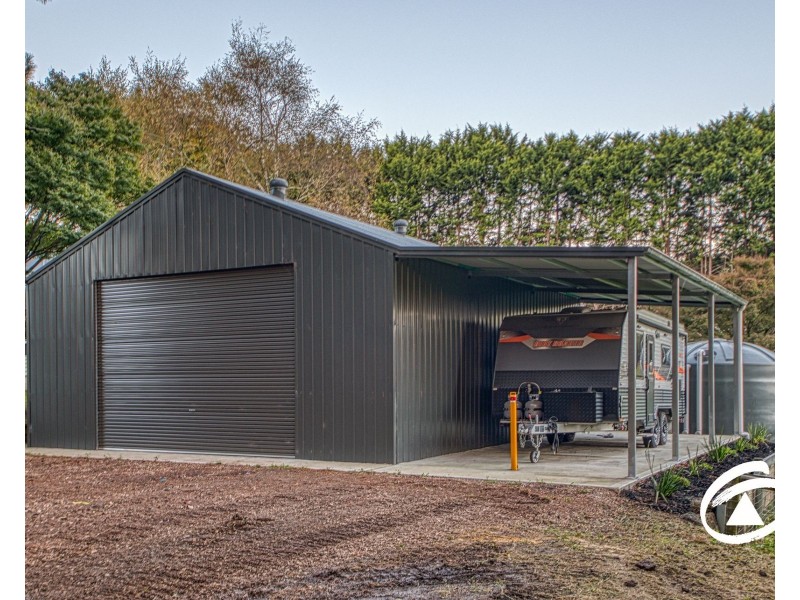 3 Bourkes Creek Road, Pakenham Upper VIC 3810