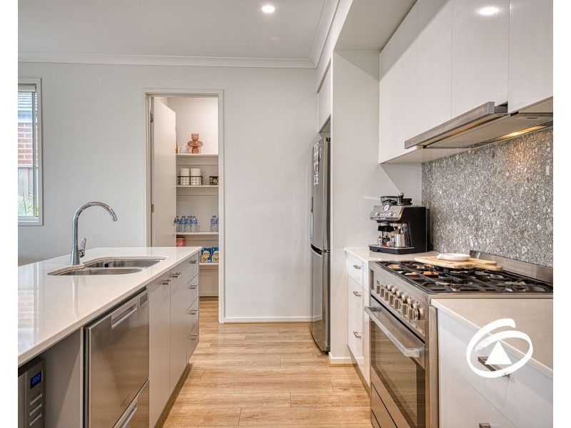 55 Encore Boulevard, Cranbourne South VIC 3977