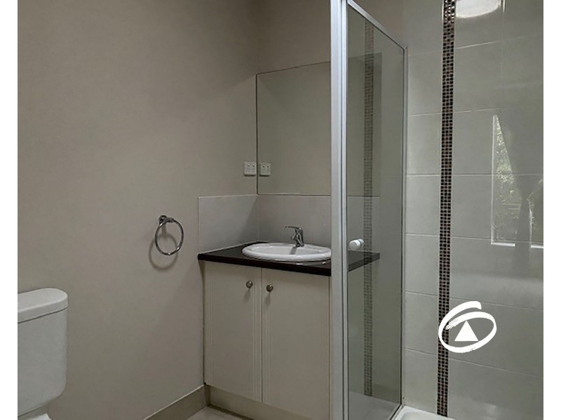 4/8 Jamieson Court, Pakenham VIC 3810