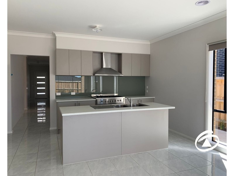 224 Pink Hill Boulevard, Officer VIC 3809