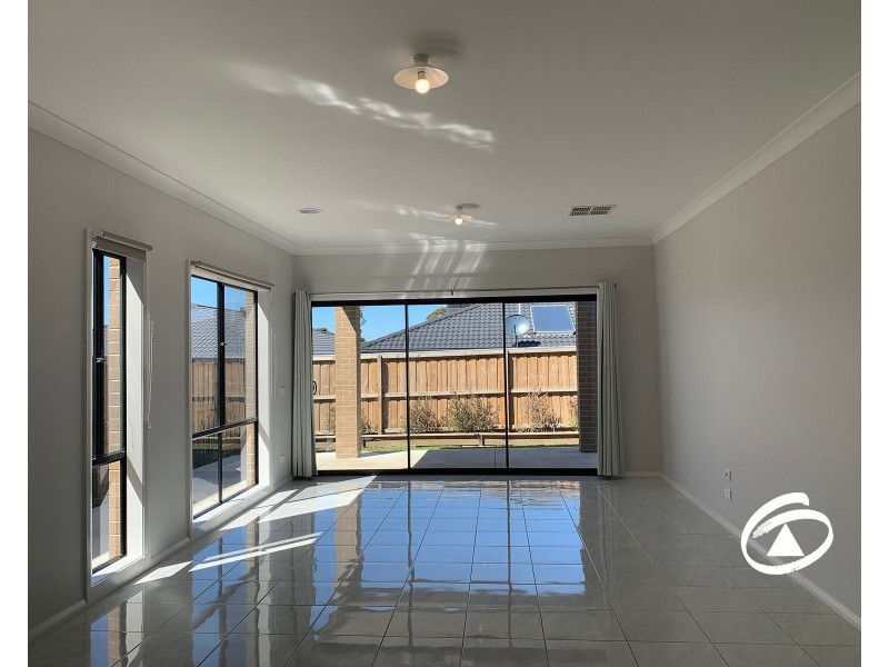 224 Pink Hill Boulevard, Officer VIC 3809