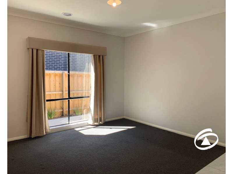 224 Pink Hill Boulevard, Officer VIC 3809