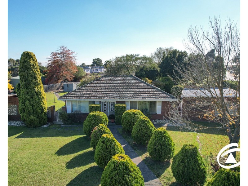 1 Sylvanwood Crescent, Narre Warren VIC 3805