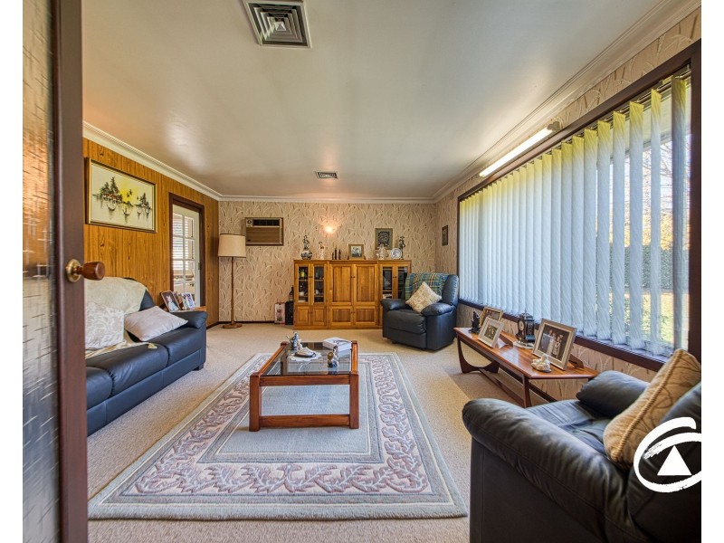 1 Sylvanwood Crescent, Narre Warren VIC 3805