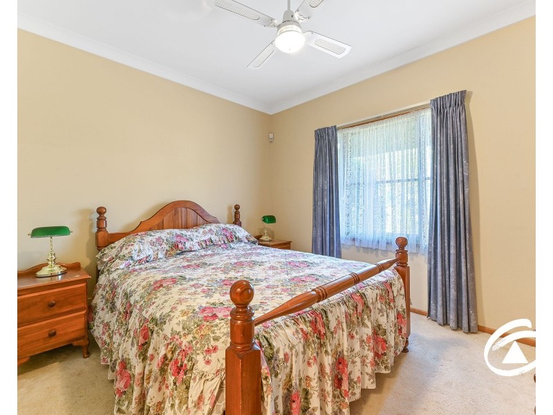 18 Magarra Crescent, Berwick VIC 3806