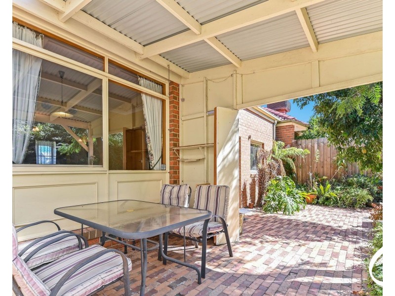 18 Magarra Crescent, Berwick VIC 3806