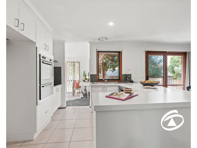 4 Acheron Close, Hallam VIC 3803