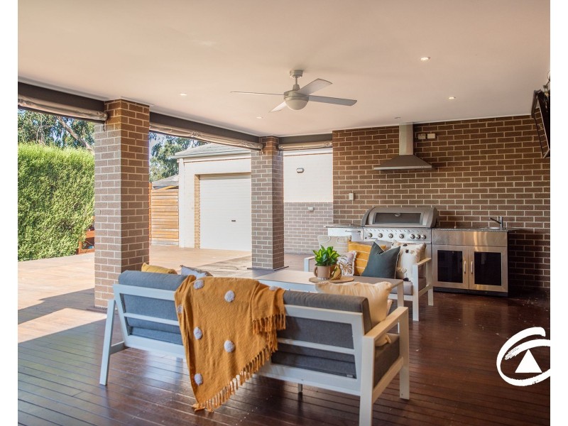 16 Marija Crescent, Berwick VIC 3806