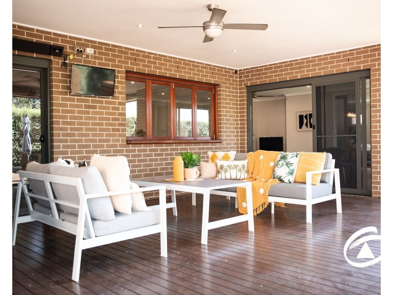 16 Marija Crescent, Berwick VIC 3806