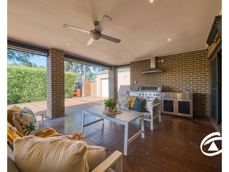 16 Marija Crescent, Berwick VIC 3806