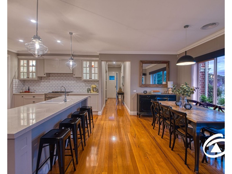 100 Old Gembrook Road, Pakenham Upper VIC 3810