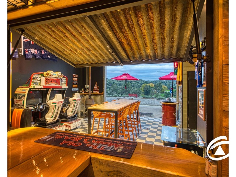 100 Old Gembrook Road, Pakenham Upper VIC 3810