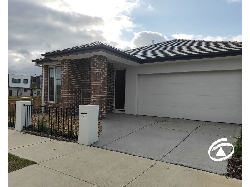 3 Rushgate Street, Pakenham VIC 3810