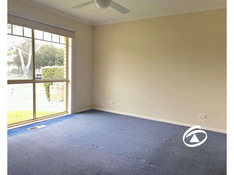 1/5 Kate Place, Ferntree Gully VIC 3156