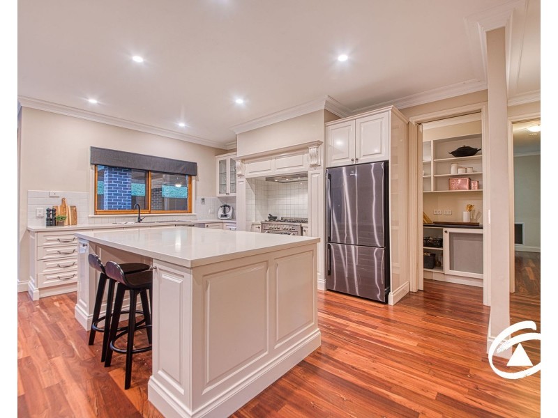 28 Wong Hee Road West, Emerald VIC 3782