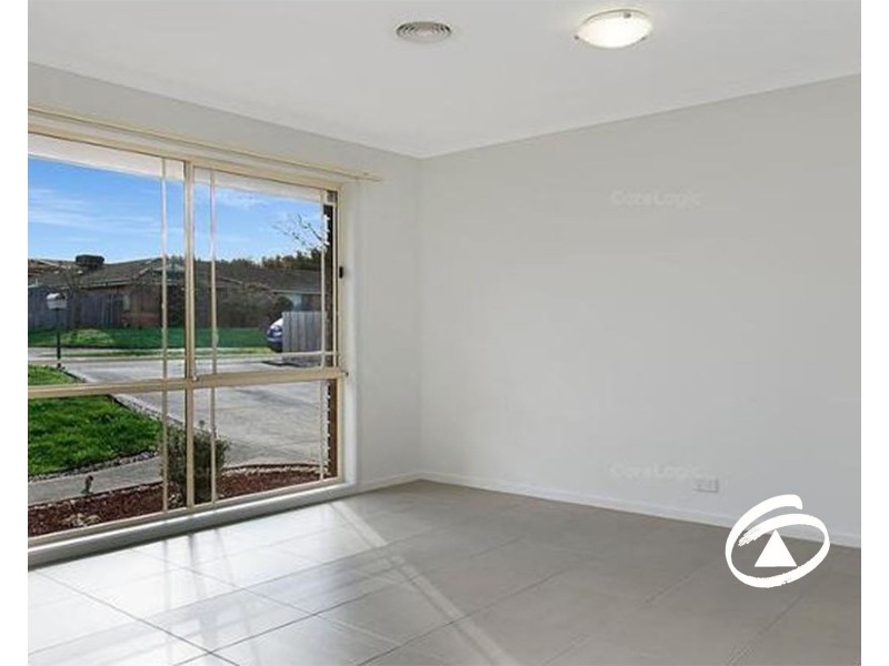 44 Hartsmere Drive, Berwick VIC 3806