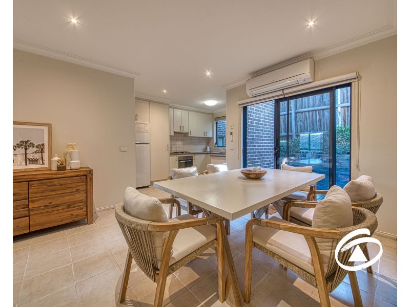 2/49 Palmerston Street, Berwick VIC 3806