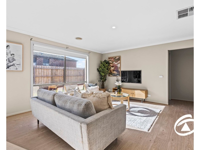 134 Fleetwood Drive, Narre Warren VIC 3805