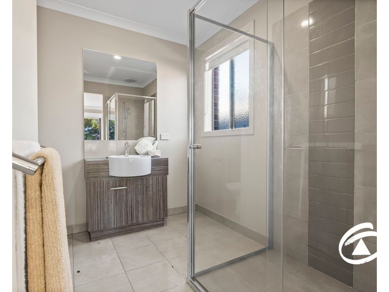 134 Fleetwood Drive, Narre Warren VIC 3805