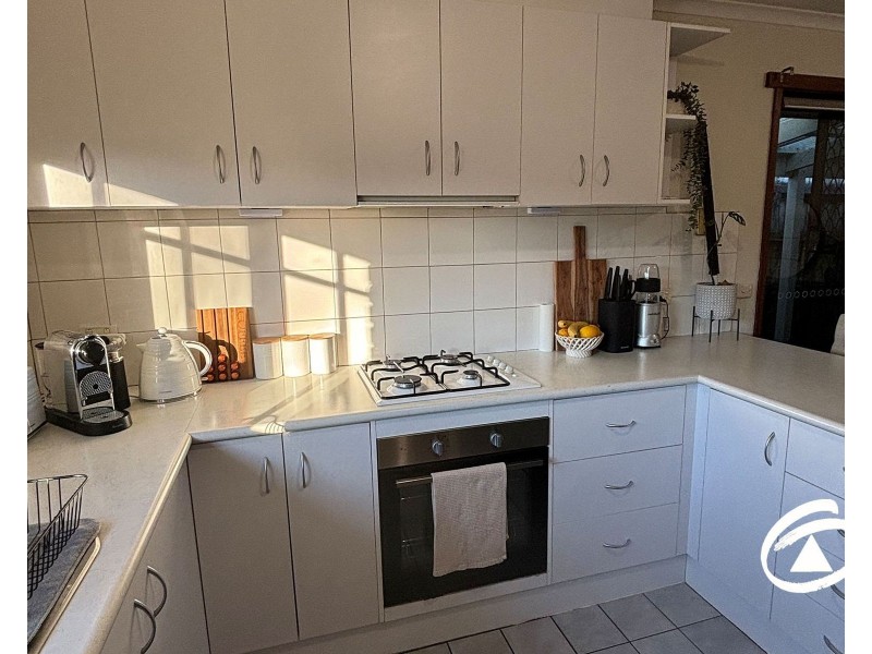 12 Daniher Close, Berwick VIC 3806