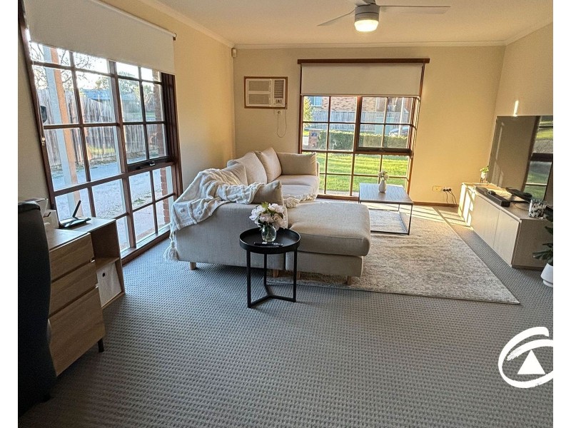 12 Daniher Close, Berwick VIC 3806