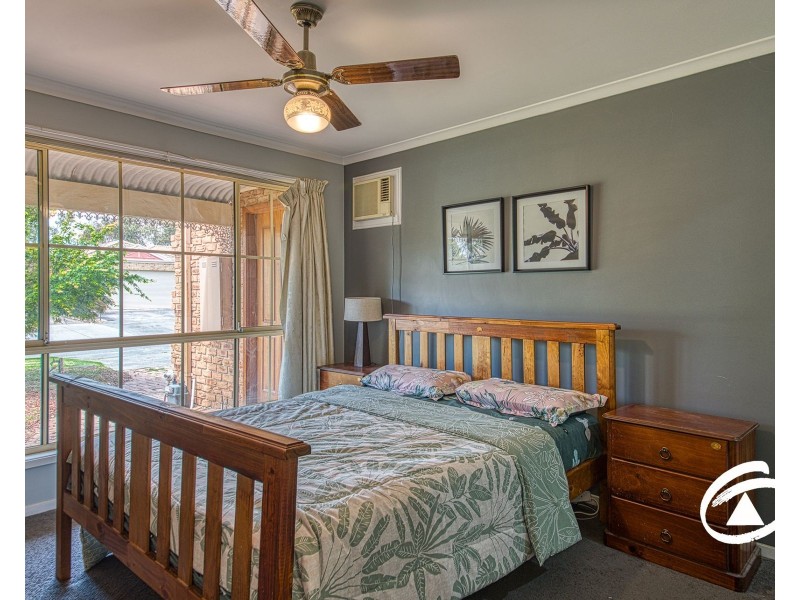 16 Chain Court, Narre Warren South VIC 3805