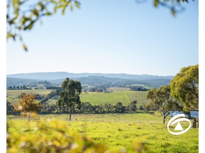 124 A’Beckett Rd, Narre Warren North VIC 3804