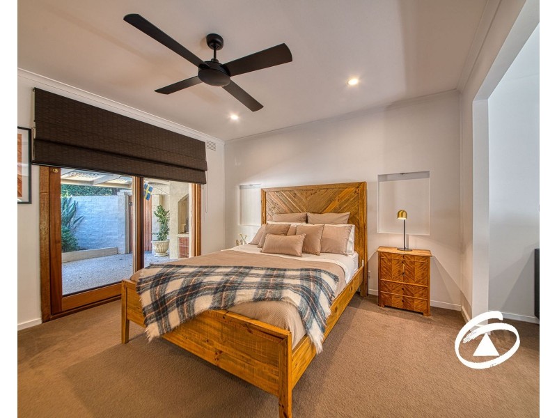 9 Avonwood Road, Narre Warren North VIC 3804