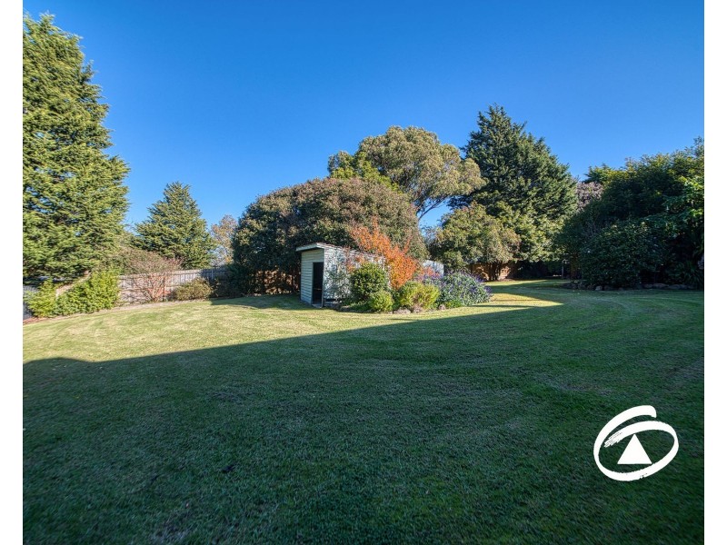 9 Avonwood Road, Narre Warren North VIC 3804