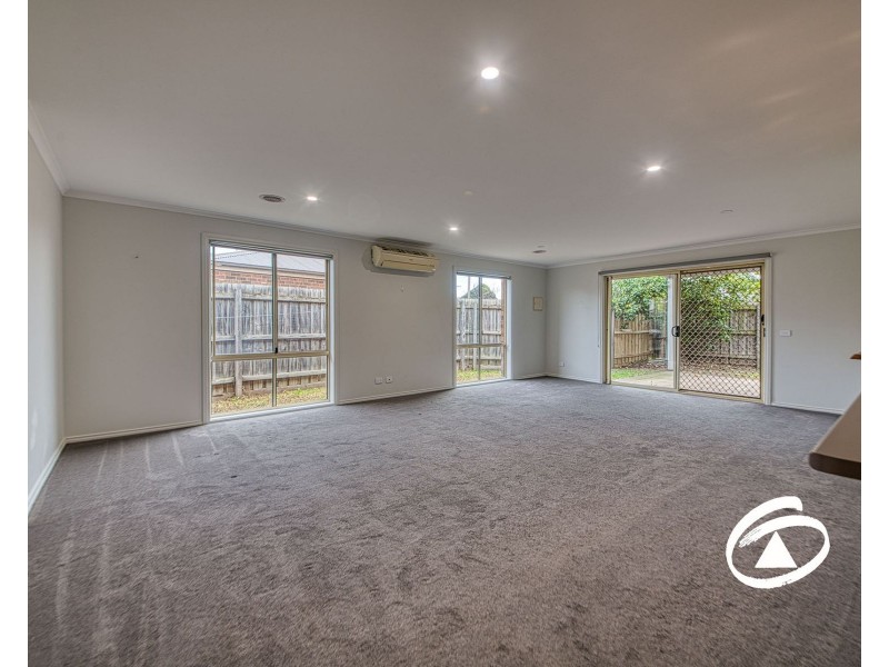 13A James Street, Pakenham VIC 3810
