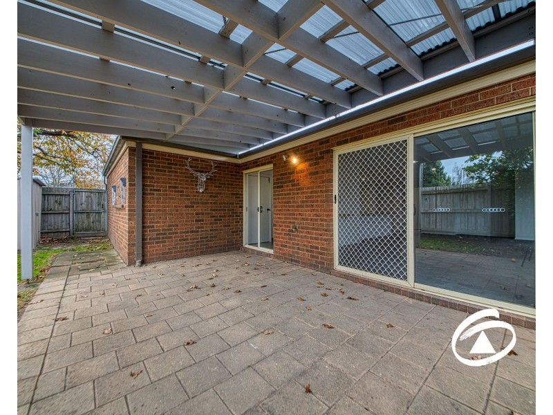 13A James Street, Pakenham VIC 3810