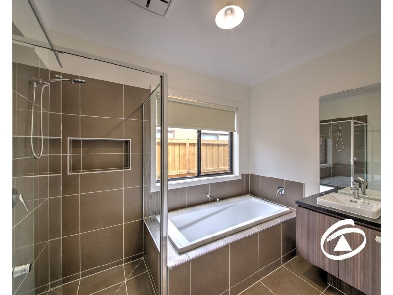 12 Sakura Drive, Beaconsfield VIC 3807