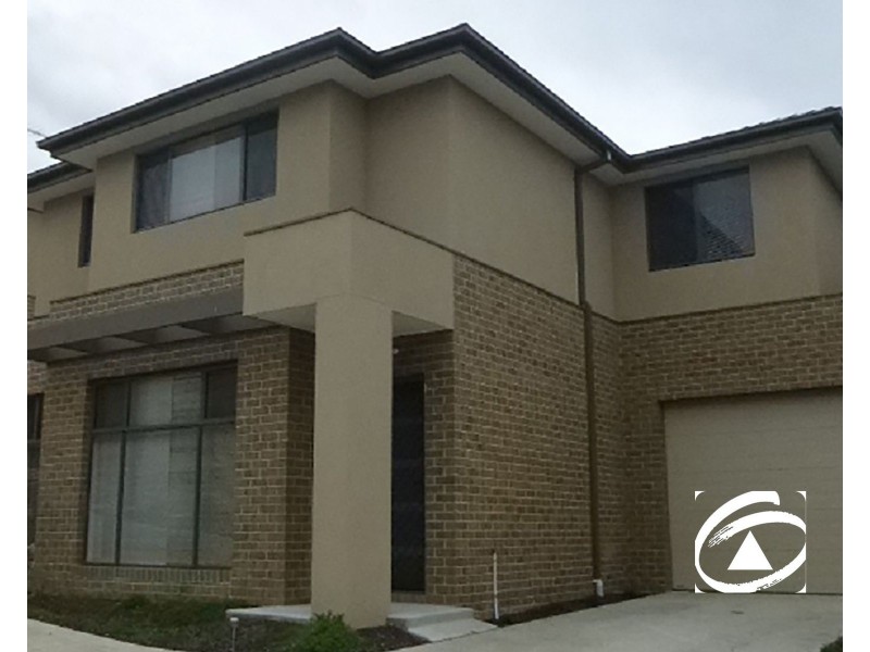 9/10-12 Innes Court, Berwick VIC 3806