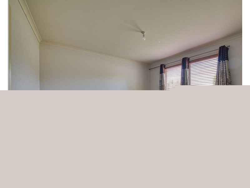 104 Scarborough Avenue, Cranbourne West VIC 3977