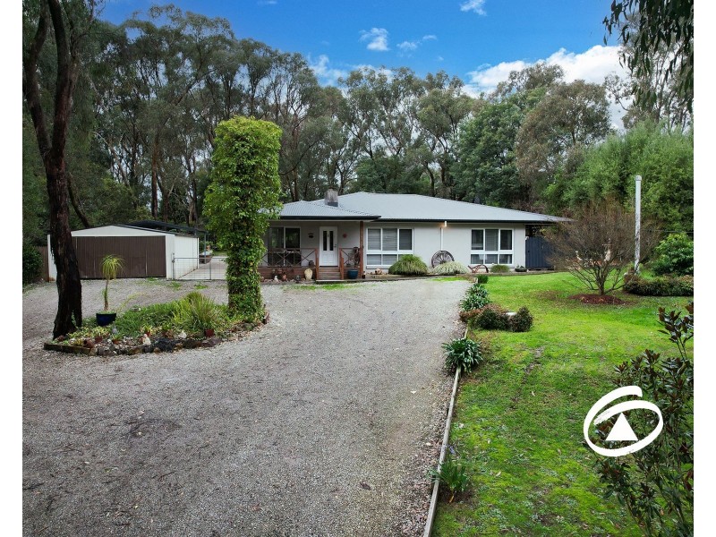 136 Emerald-Monbulk Road, Emerald VIC 3782